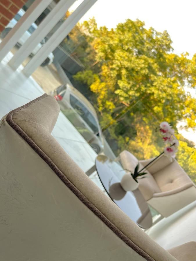 Amoris Guest House-Randburg Johannesburgo Exterior foto