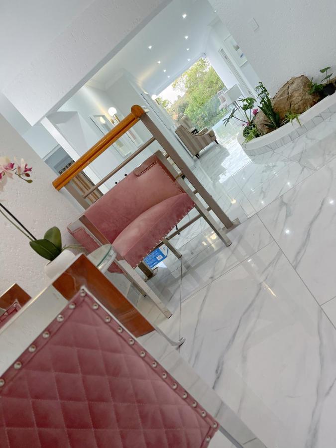 Amoris Guest House-Randburg Johannesburgo Exterior foto